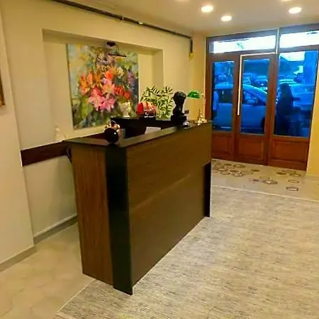 Hotel Rafinn