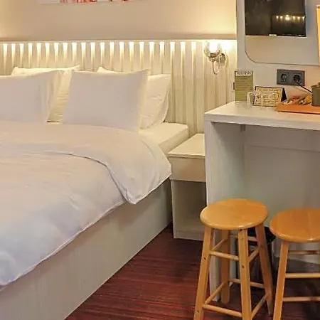 Hotel Rafinn 5*