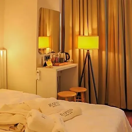 Hotel Rafinn